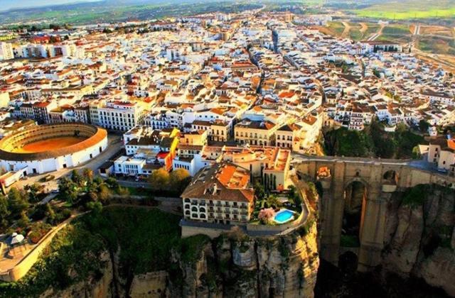 Apartamento Felipe V Ronda Bagian luar foto